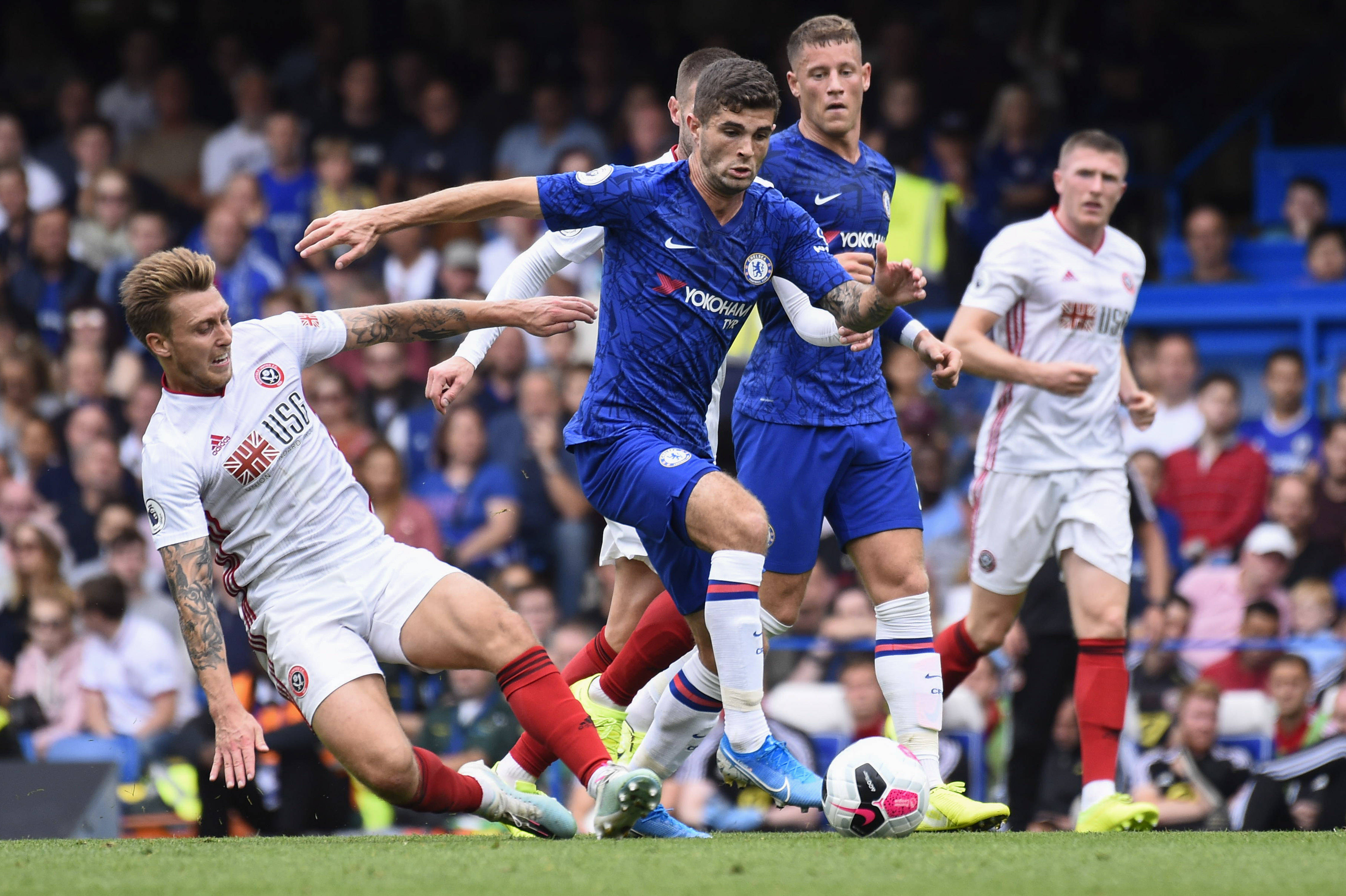 瓦伦西亚补时绝杀客场淘汰英超球队的简单介绍