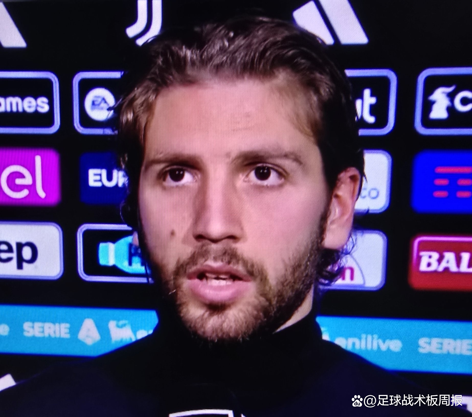 尤文图斯主场失利,球迷情绪低落 尤文图斯主场失利,球迷情绪低落