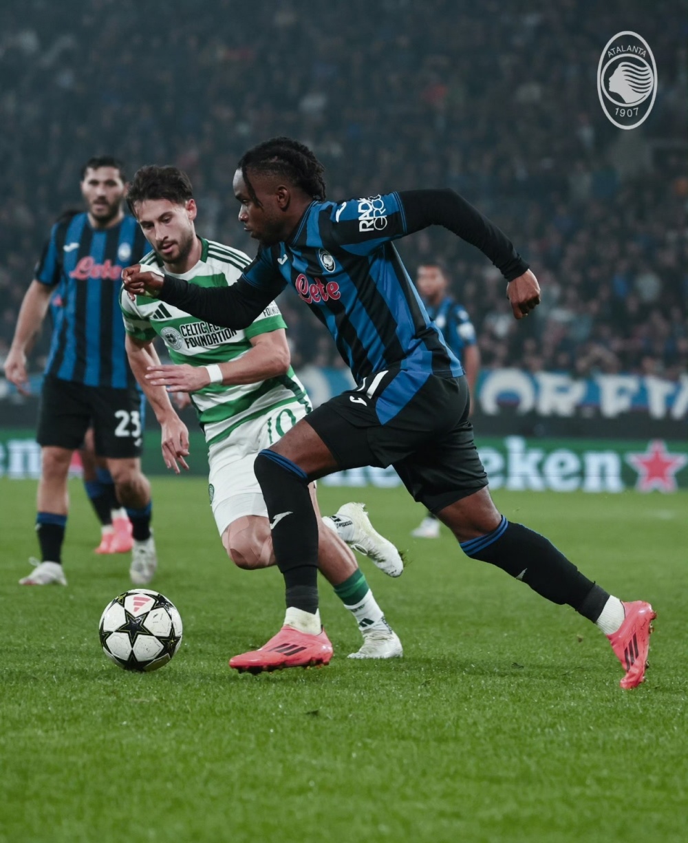 包含亚特兰大取得连胜，为冲击前四稳定基础的词条