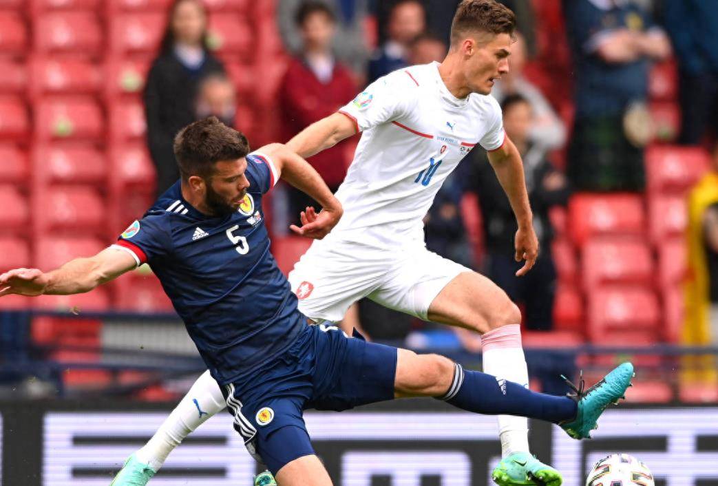 约翰维尔队在比赛中取得激动人心胜利