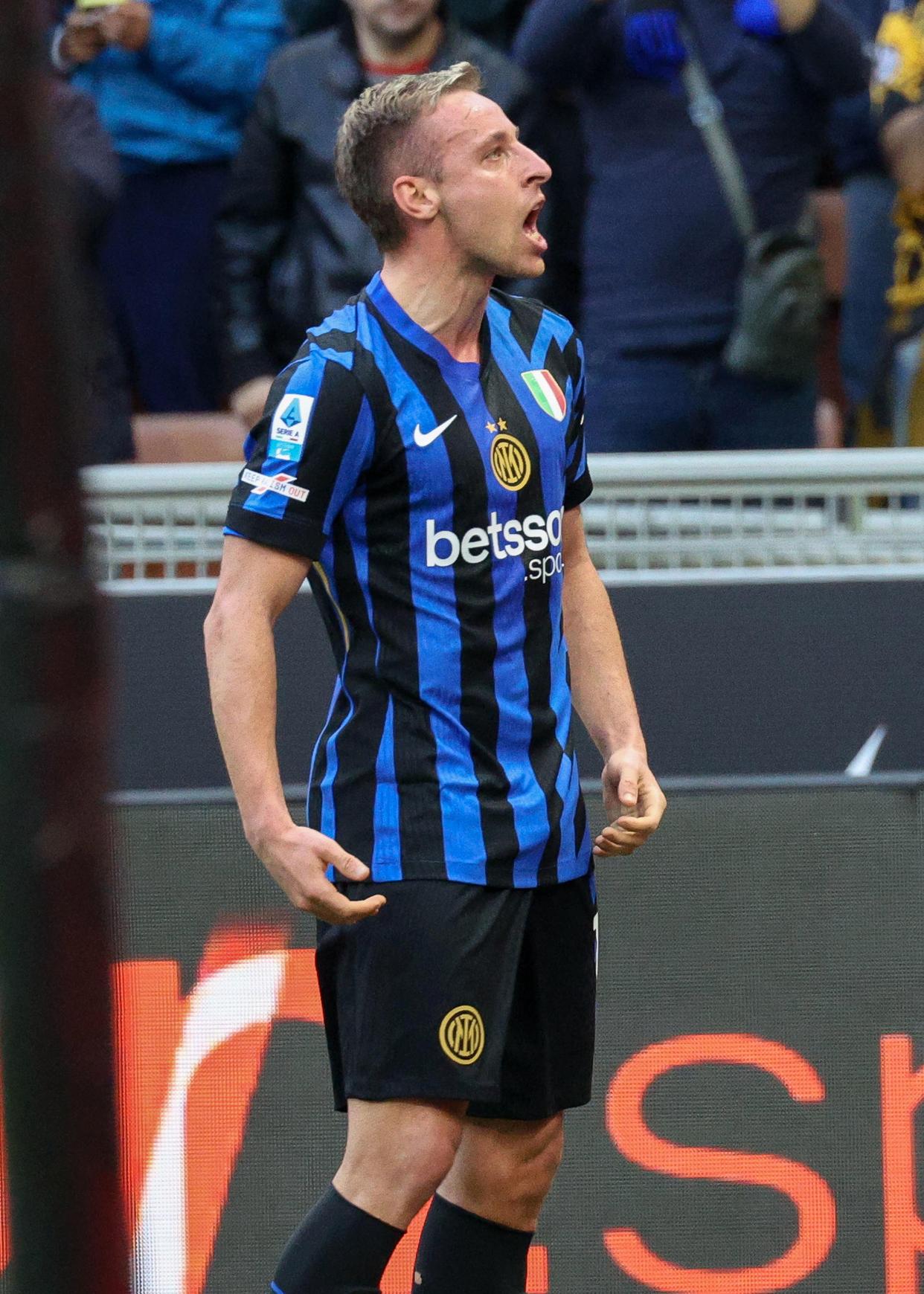 乌迪内斯门将扑出关键点球，帮助球队战胜对手的简单介绍