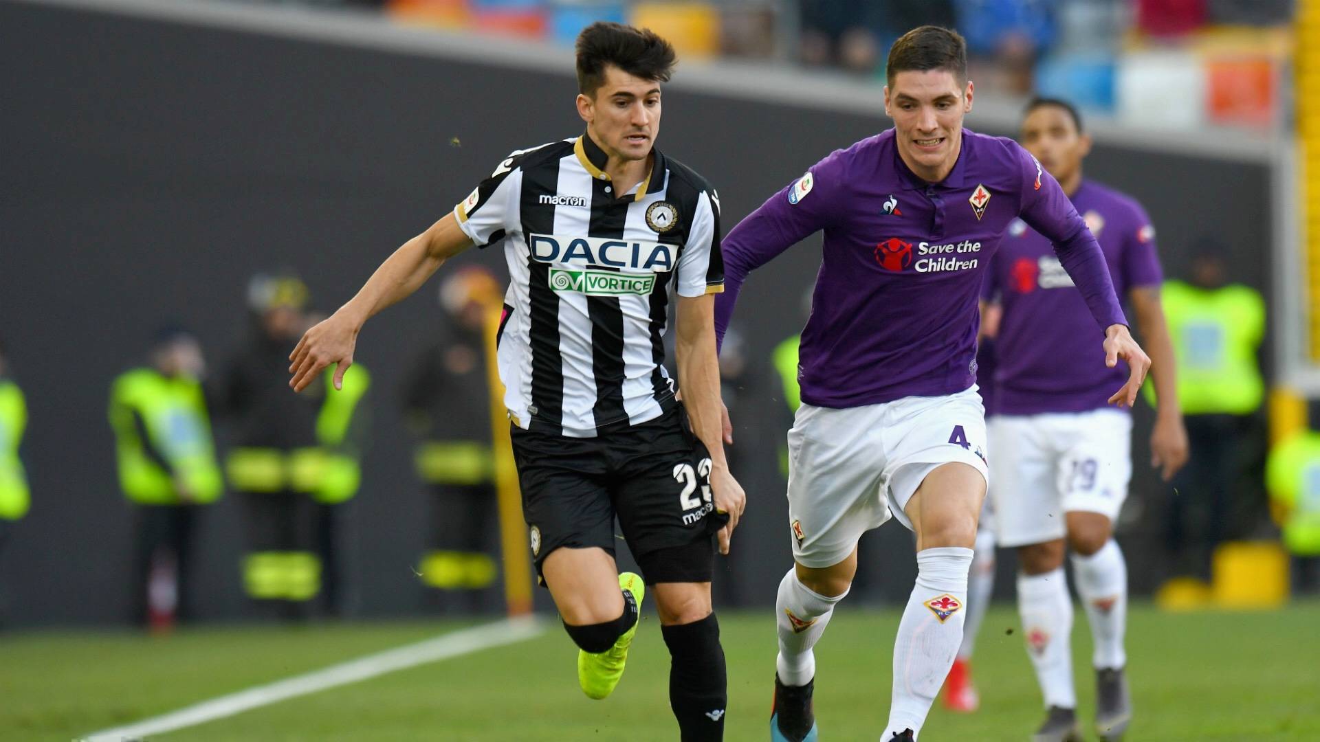 乌迪内斯门将扑出关键点球，帮助球队战胜对手的简单介绍