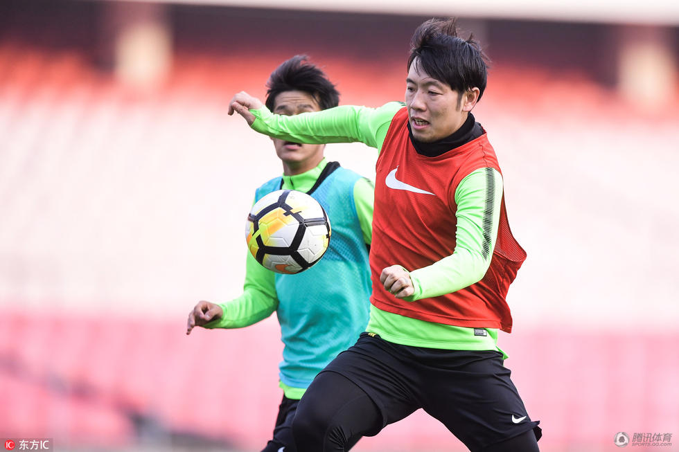 上海申鑫球员伤愈复出，共同备战下一场比赛的简单介绍