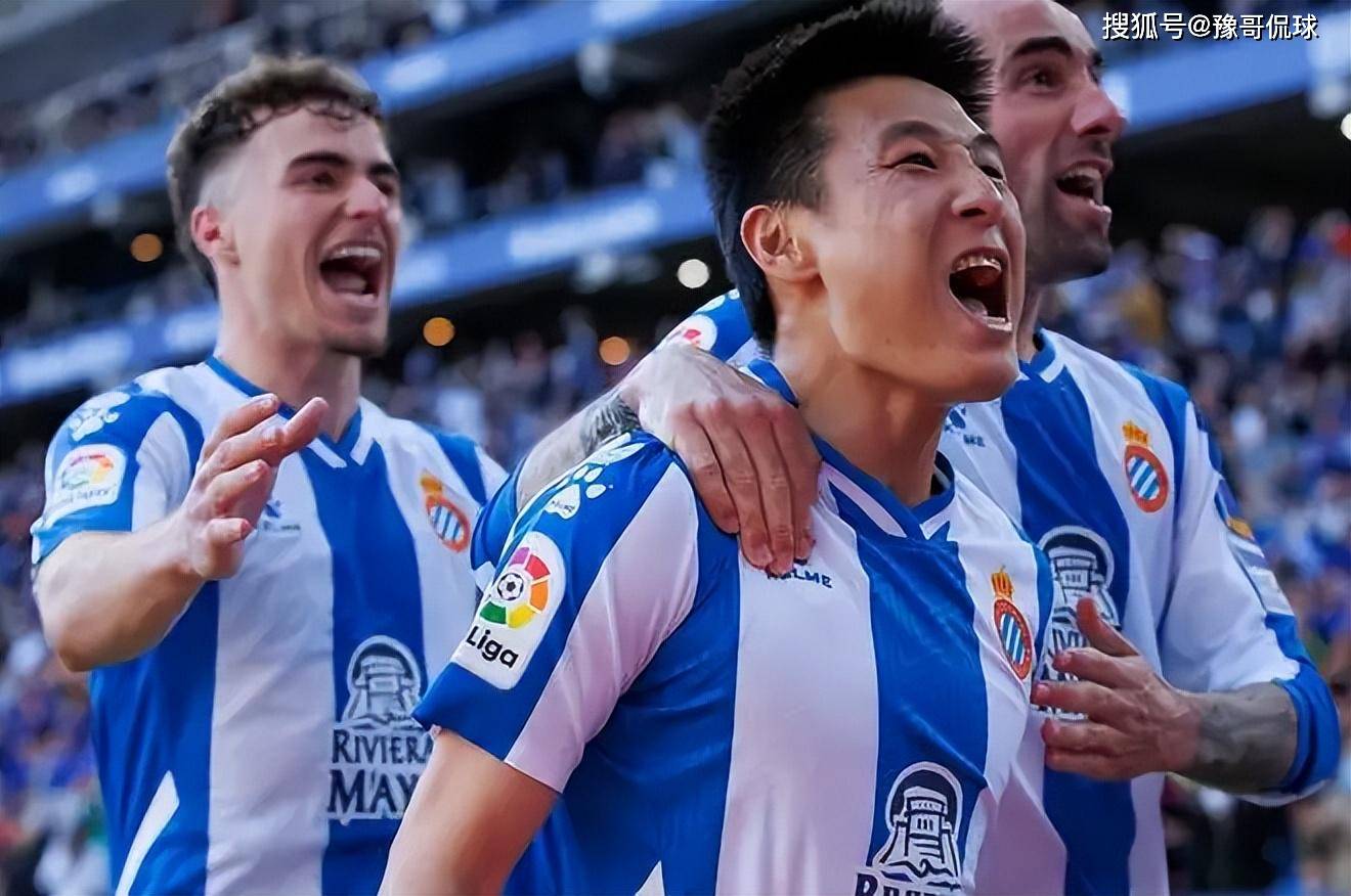 法兰克福客场大获全胜,稳住积分榜前列位置的简单介绍 法兰克福客场大获全胜,稳住积分榜前列位置的简单介绍