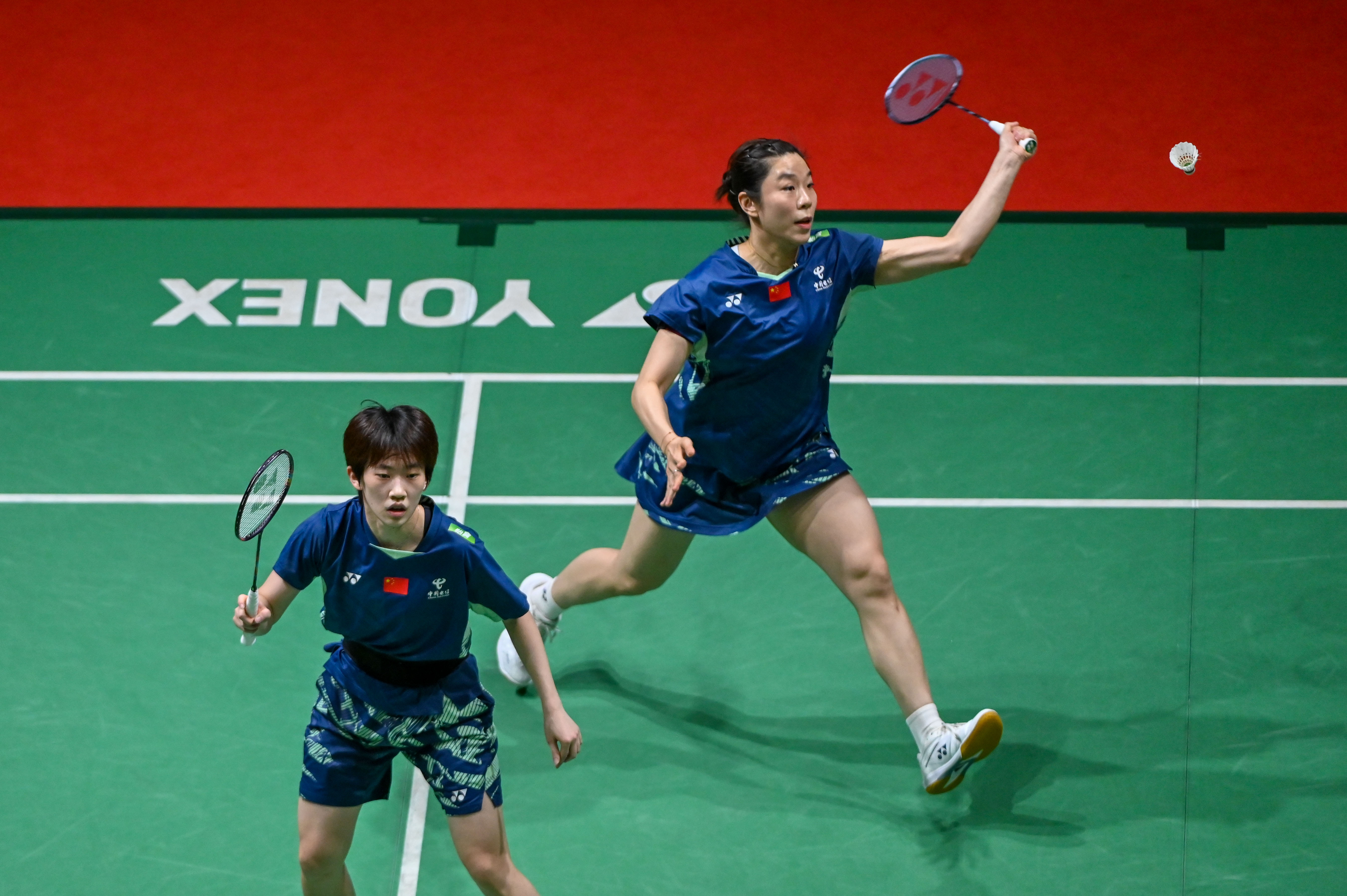 关于中国羽毛球队轻取马来西亚羽毛球队，马琳制霸全场的信息
