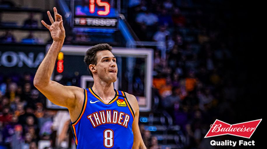 鹈鹕完胜勇士，加里纳利高光表现的简单介绍